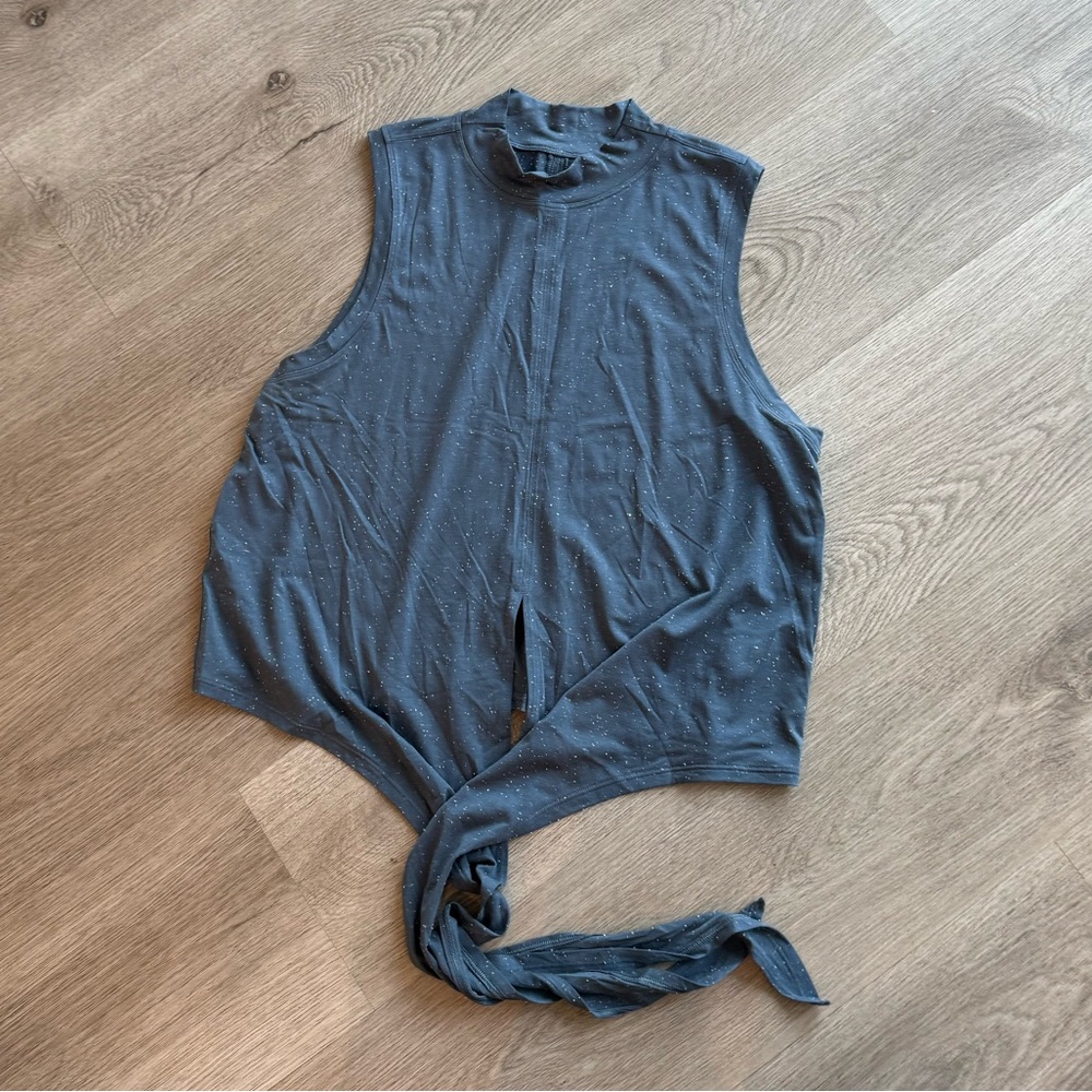 NWOT Lululemon Time to Restore Mock Neck Tank, Sz 10